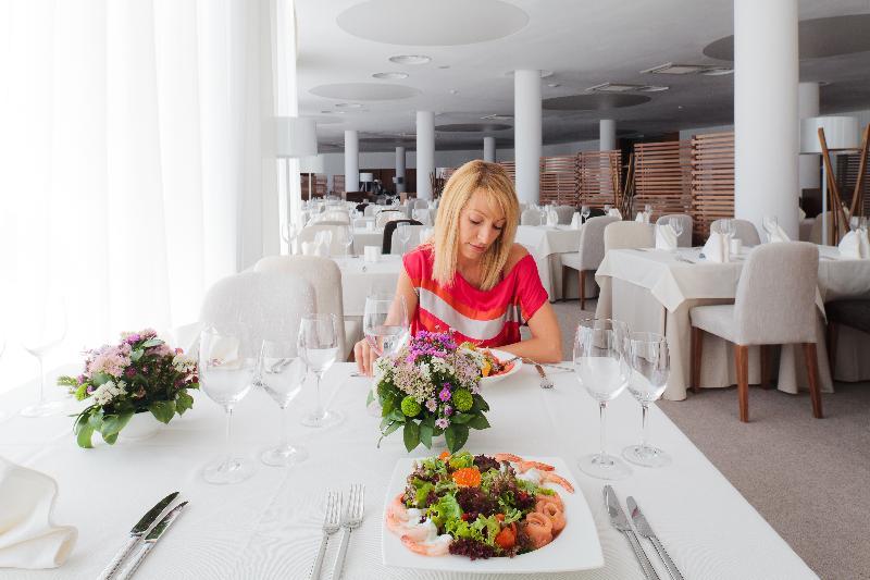Lighthouse Golf & Spa Apartments 발치크 외부 사진