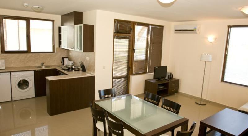 Lighthouse Golf & Spa Apartments 발치크 외부 사진