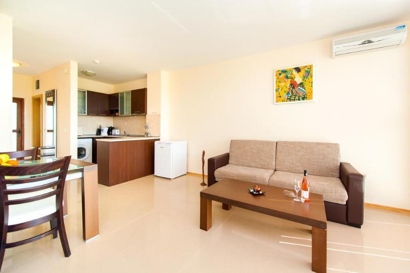 Lighthouse Golf & Spa Apartments 발치크 외부 사진